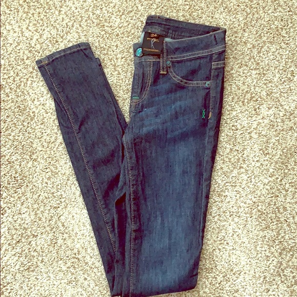 Genetic Denim Shane Cigarette Jeans 24 